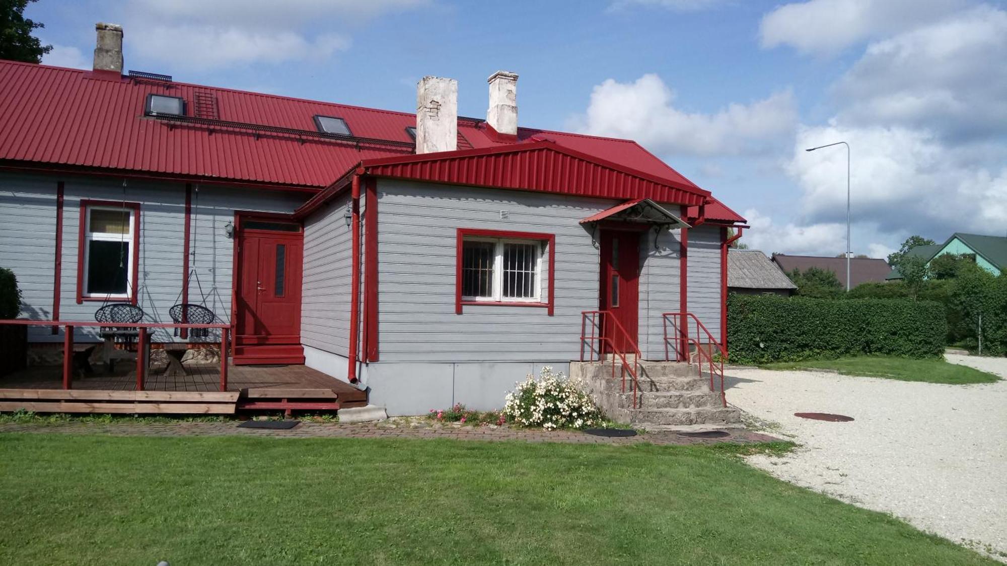 Vana Postimaja Accommodation Suure-Jaani Exteriör bild