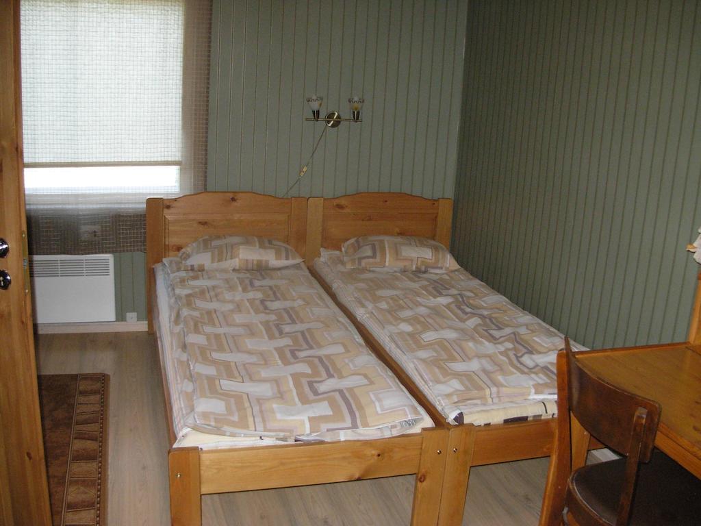Vana Postimaja Accommodation Suure-Jaani Rum bild